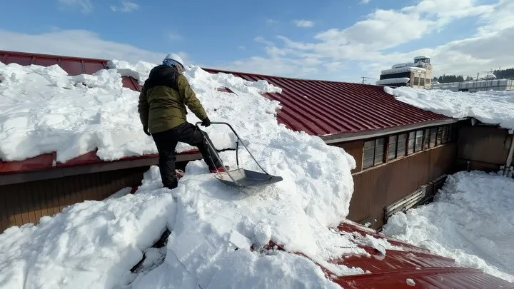 #雪下ろし作業